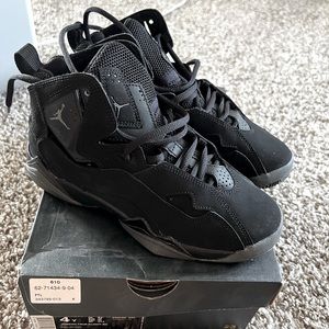 Jordan True Flight BG